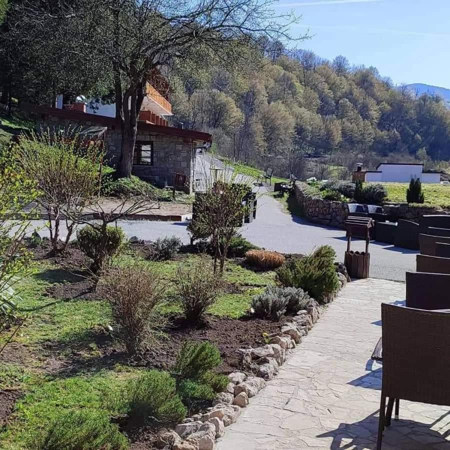 B&B Zlatna Nit Bosanska Krupa Eksteriør bilde
