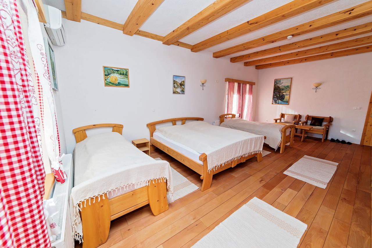B&B Zlatna Nit Bosanska Krupa Eksteriør bilde